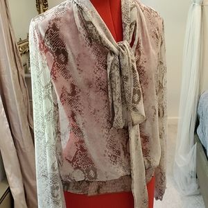 ReneeC. Blouses size S